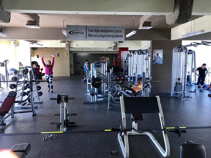 pasillo gimnasio san pedro de la paz sportlife